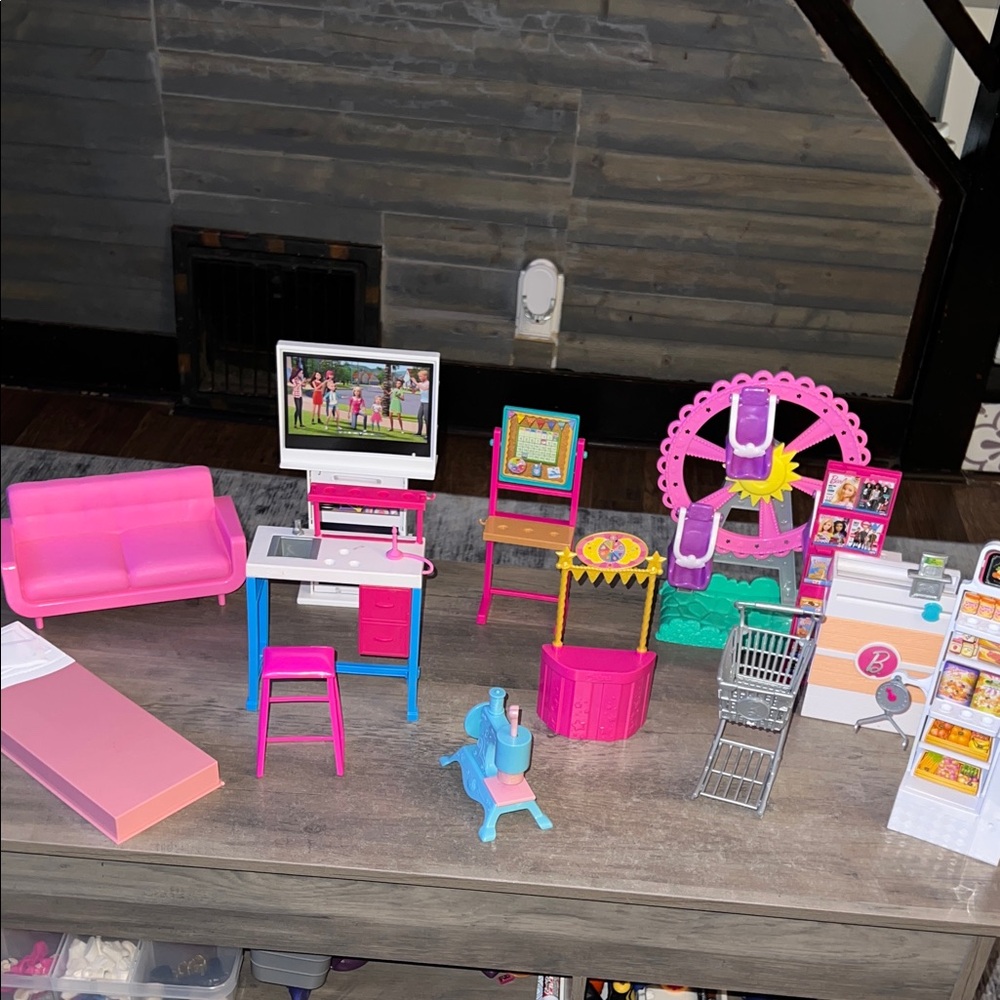 Assorted Barbie Doll Furniture! Bed/Couch/Ferris Wheel/Grocery Store Much More